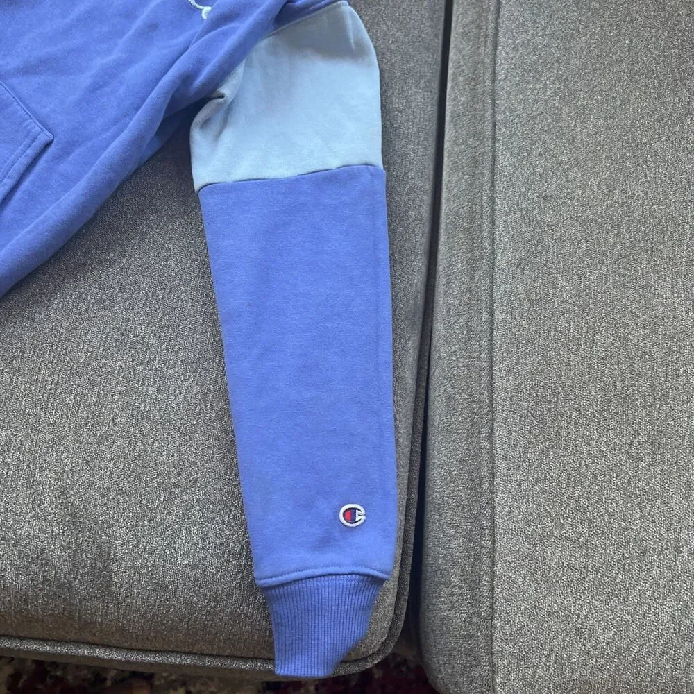 Champion Blue Hoodie‎ Size Kids Medium 8